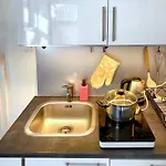 شقة Pod Debem
