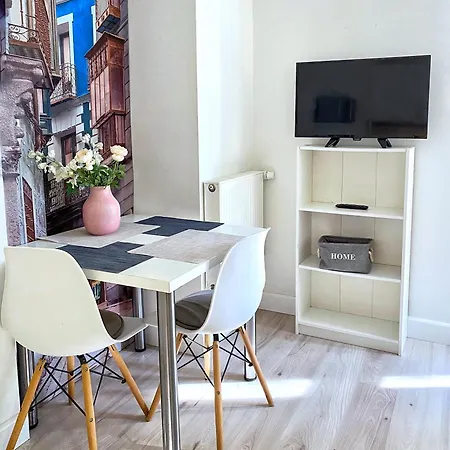 Pod Debem Apartment